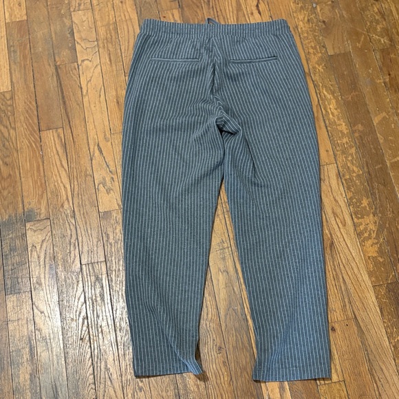 LOFT Charcoal Pinstripe Drawstring Business Casual Sweatpants Trousers Small EUC - Picture 4 of 6